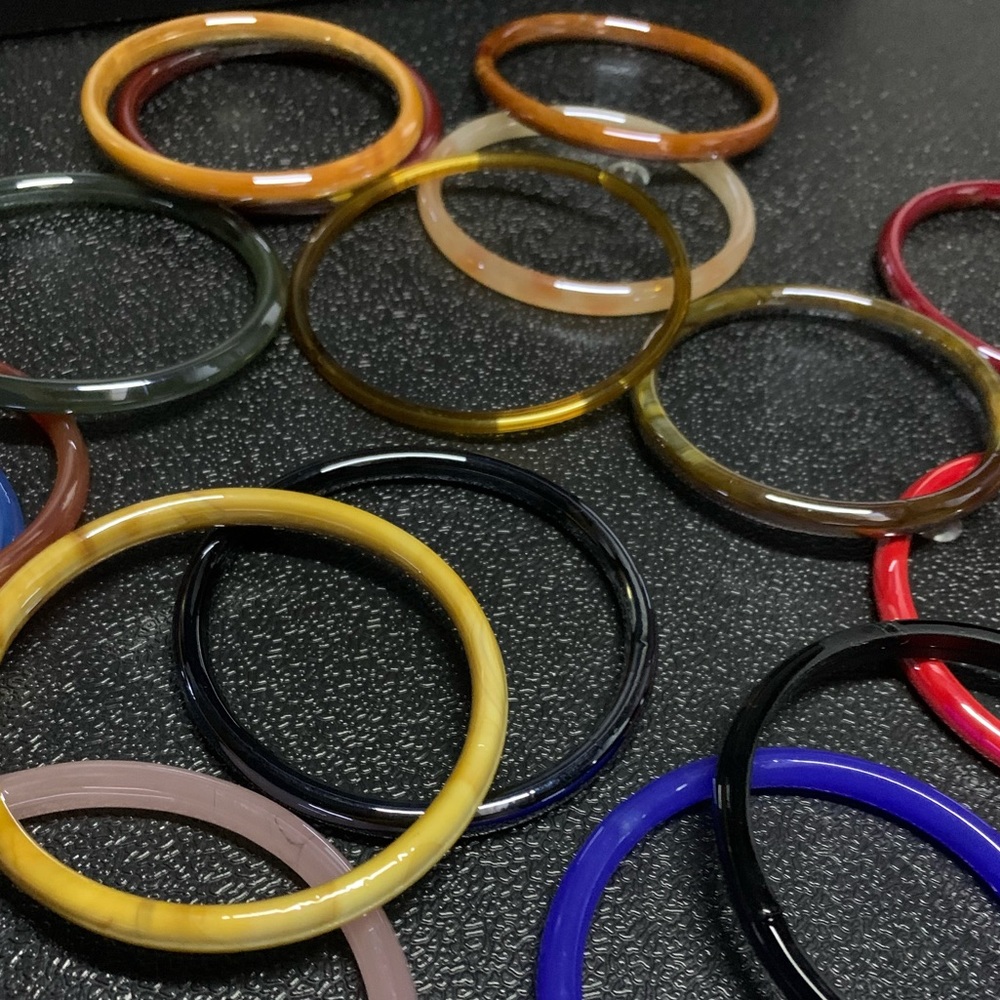 Glass Bangles - Picture 3 of 4